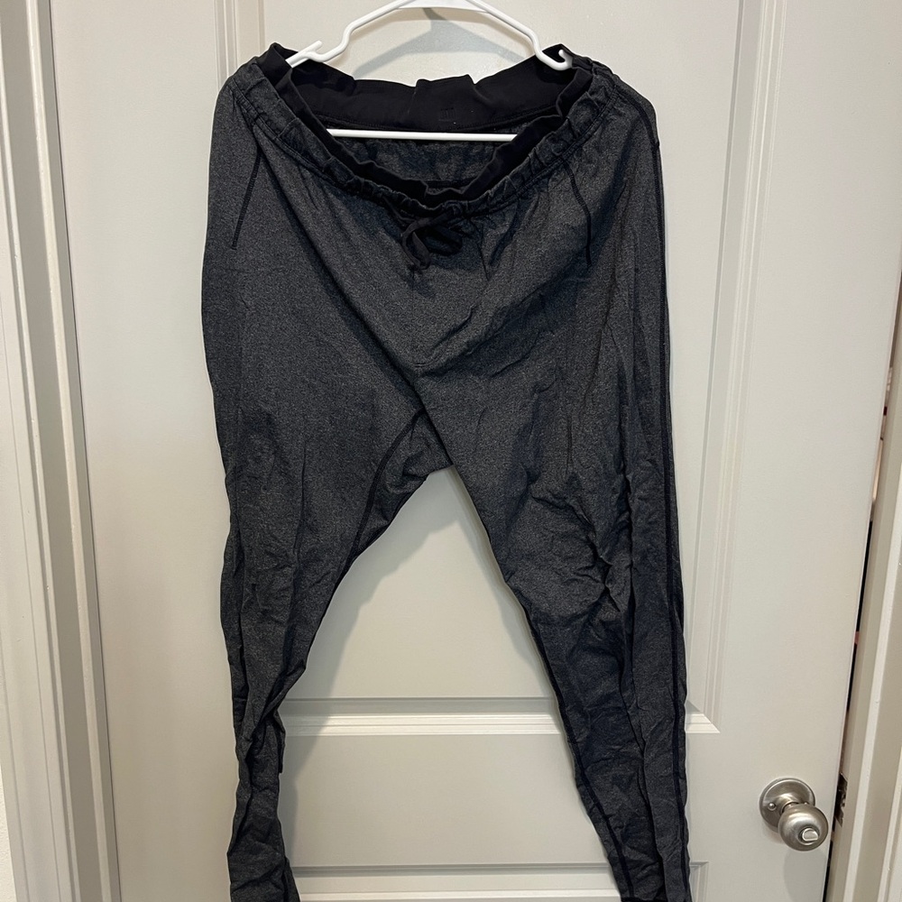 Lululemon tapered sweatpants